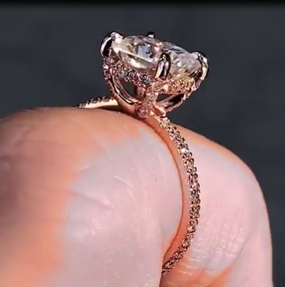 Cincin Pernikahan Wanita Emas  - Moissanite Engagement Ring 1 Carat ulasan dan harga