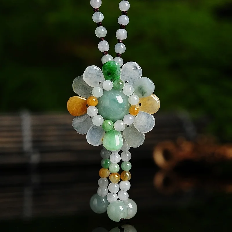 Liontin Bunga Matahari Giok Bu - Necklaces ulasan dan harga
