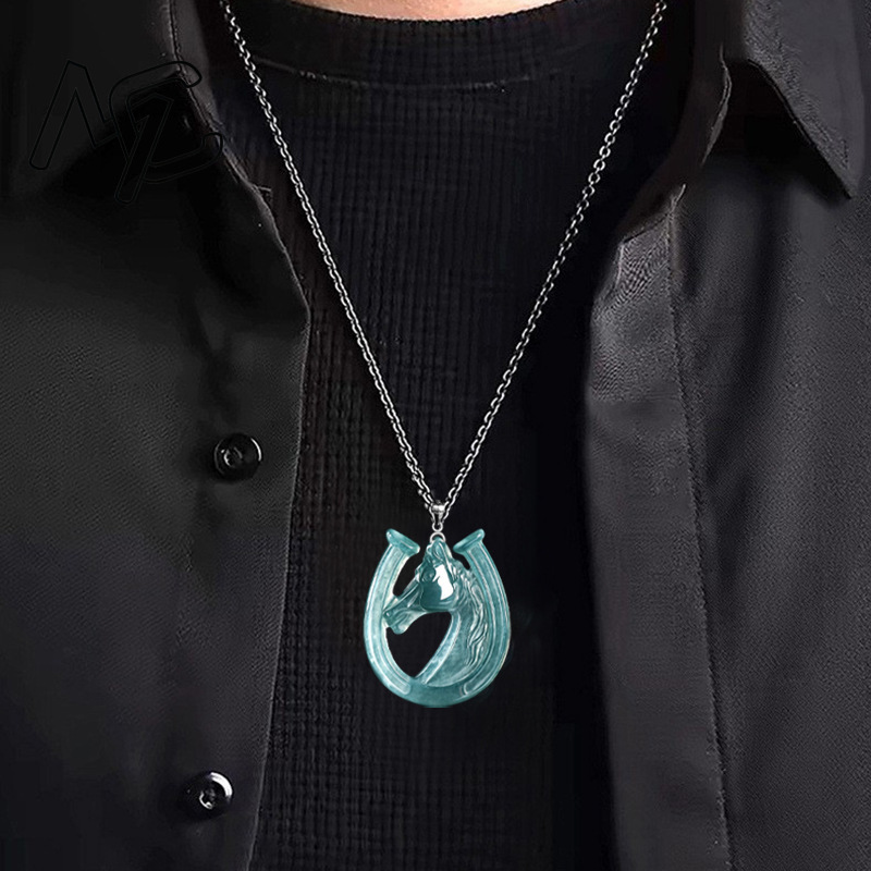 Kalung Liontin Tanduk Kuda dar - Necklaces ulasan dan harga